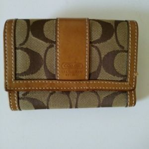 Authentic coach bi-fold walker wallet